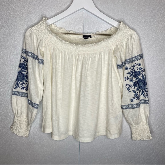 American Eagle Embroidered Off Shoulder Cropped Top Size XS - Picture 1 of 6